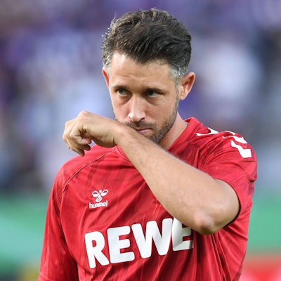 Mark Uth steht nach schier endloser Verletzungsgeschichte vor seinem Comeback – pünktlich zum Derby gegen Borussia Mönchengladbach.