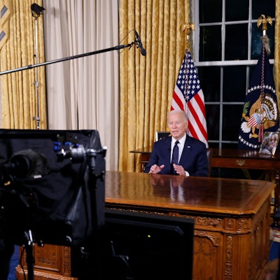 Präsident Joe Biden hielt eine seltene Rede im Oval Office