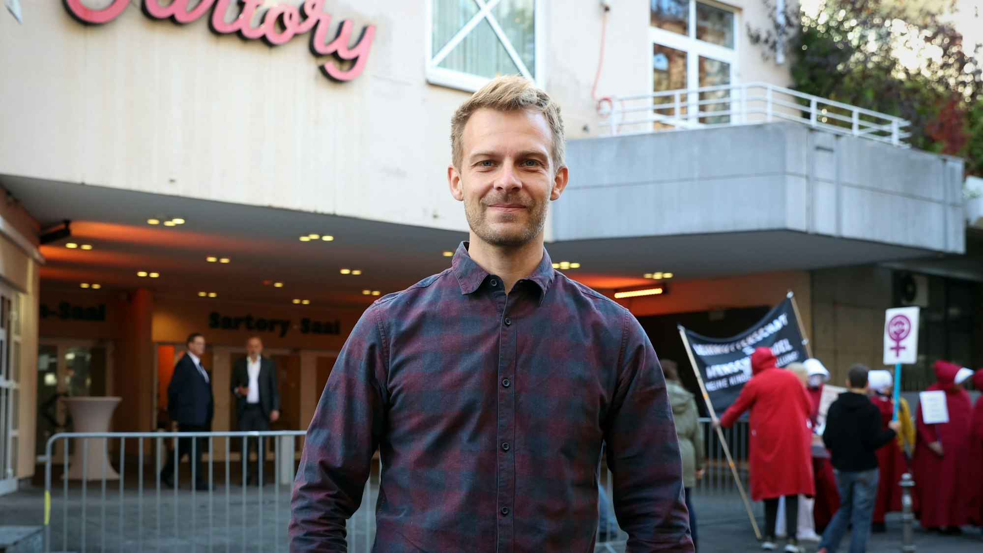 Tobias Tobias Devooghts Kinder wurden von einer Leihmutter ausgetragen.