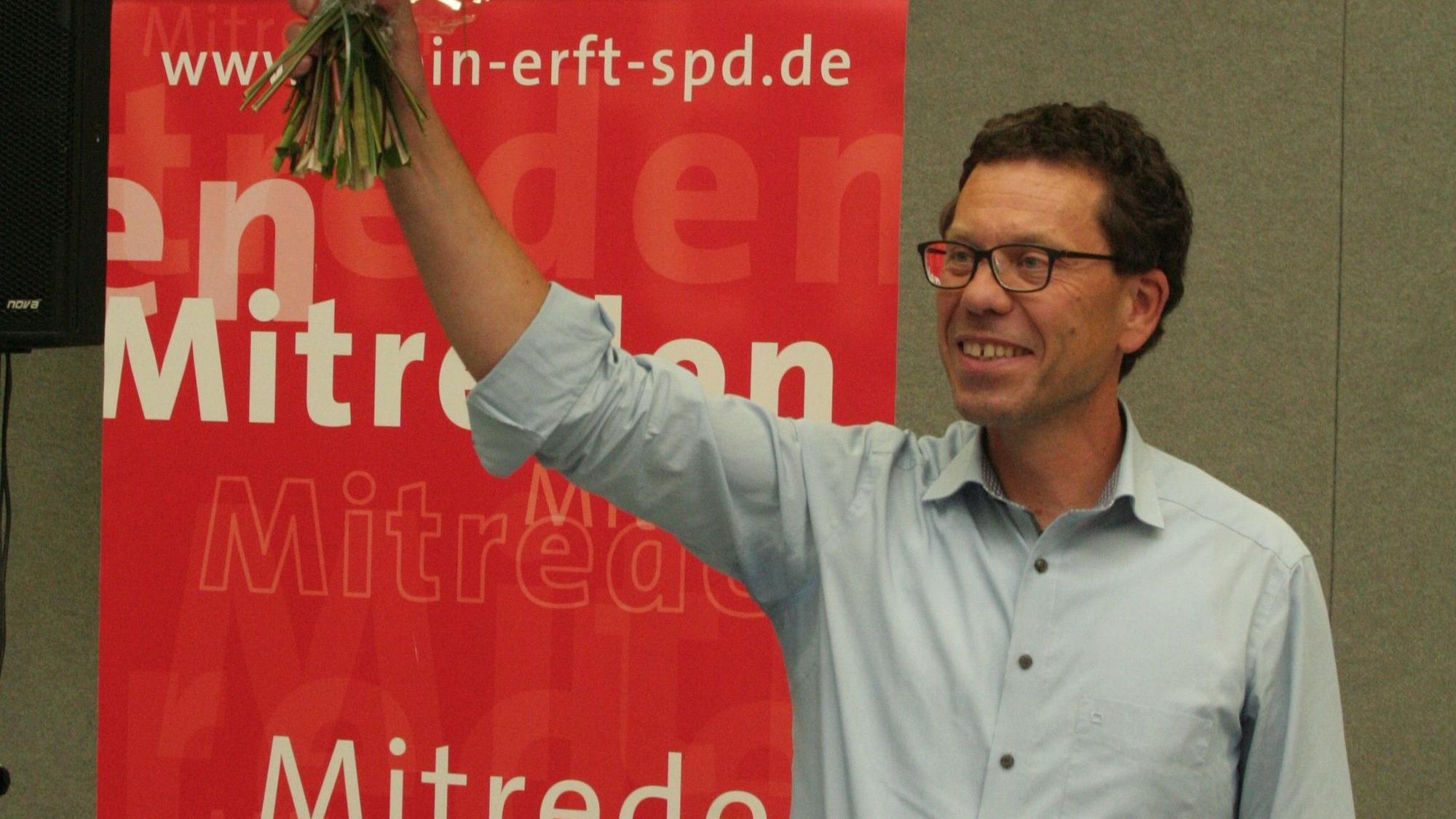 Auf dem Foto ist der SPD-Vorsitzende im Kreistag, Dierk Timm, zu sehen.