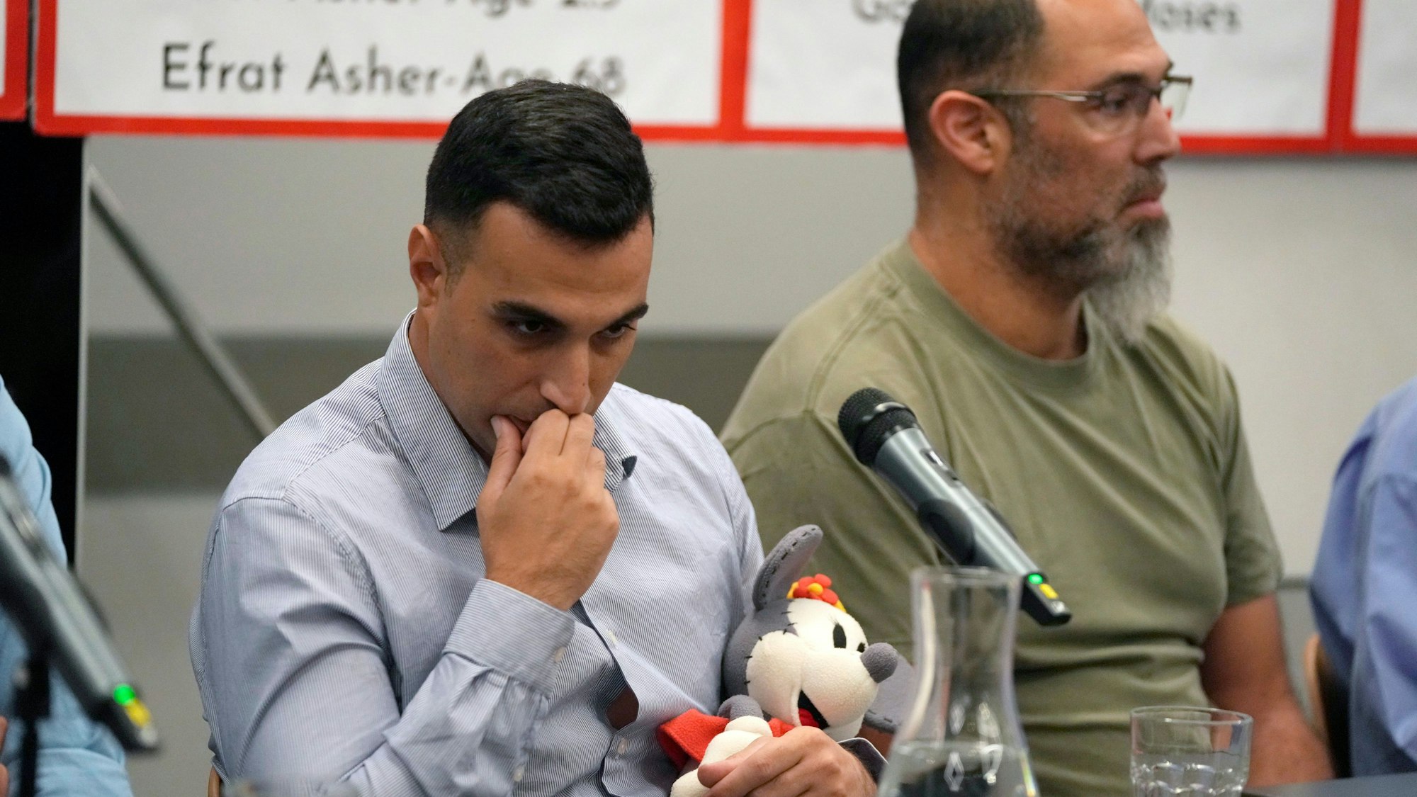 Yoni Asher sprach auch bei der Israel-Kundgebung in Berlin.