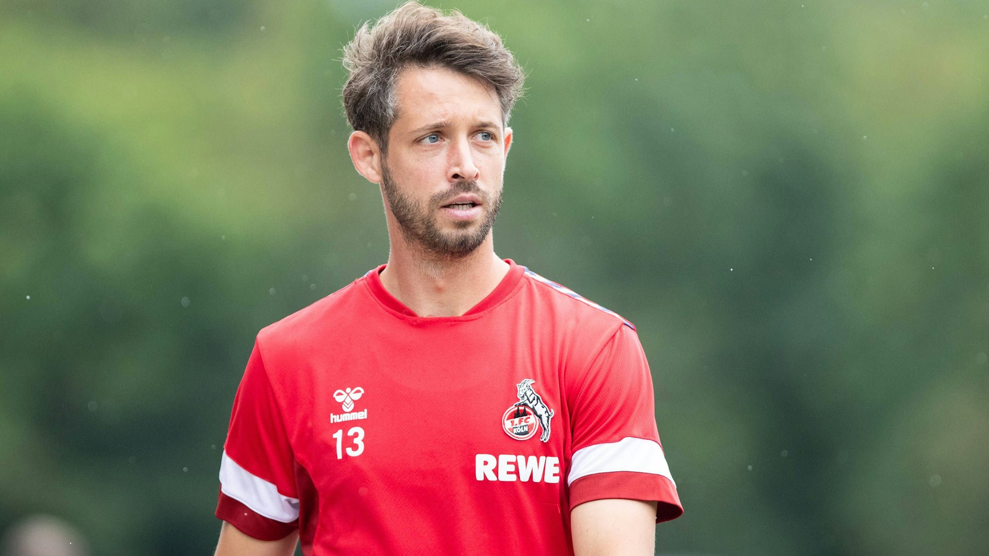Mittelfeld-Regisseur Mark Uth ist nach langer Verletzungspause wieder spielfähig.