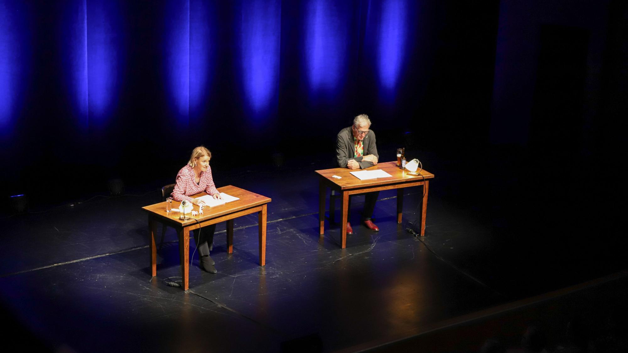 Mariele Millowitsch und Walter Sittler lasen aus „Alte Liebe“.
