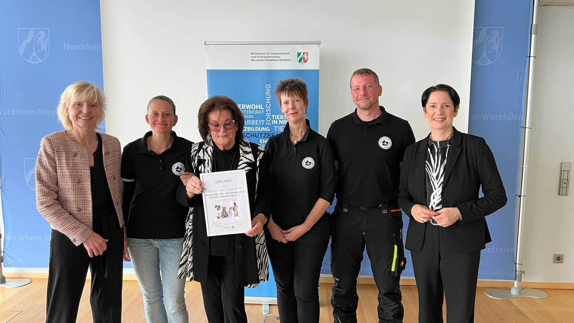 Kölner Tierschützer und Tierheim in Porz bekommt NRW-Tierschutzpreis