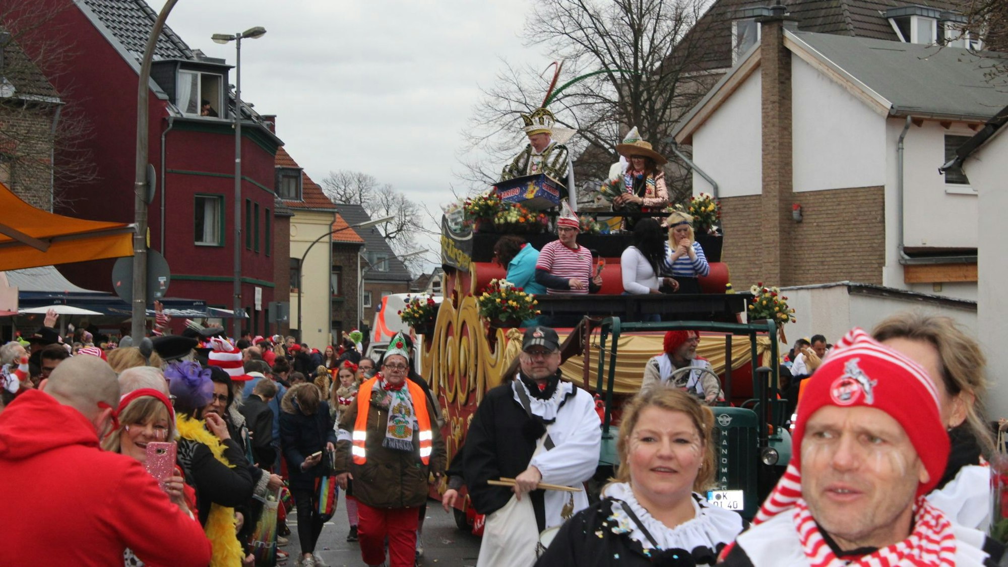 Jecke beim Kölner Veedelszug Niehl