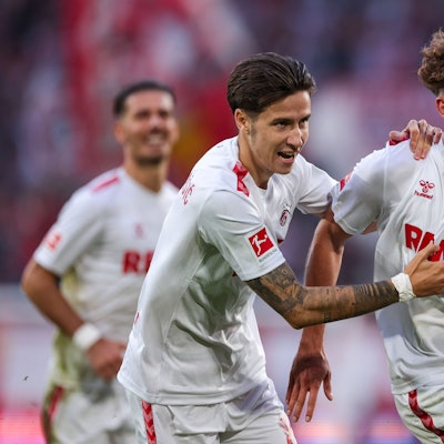 FC-Profi Luca Waldschmidt nach seinem Treffer zum 3:1 im Derby gegen Gladbach.