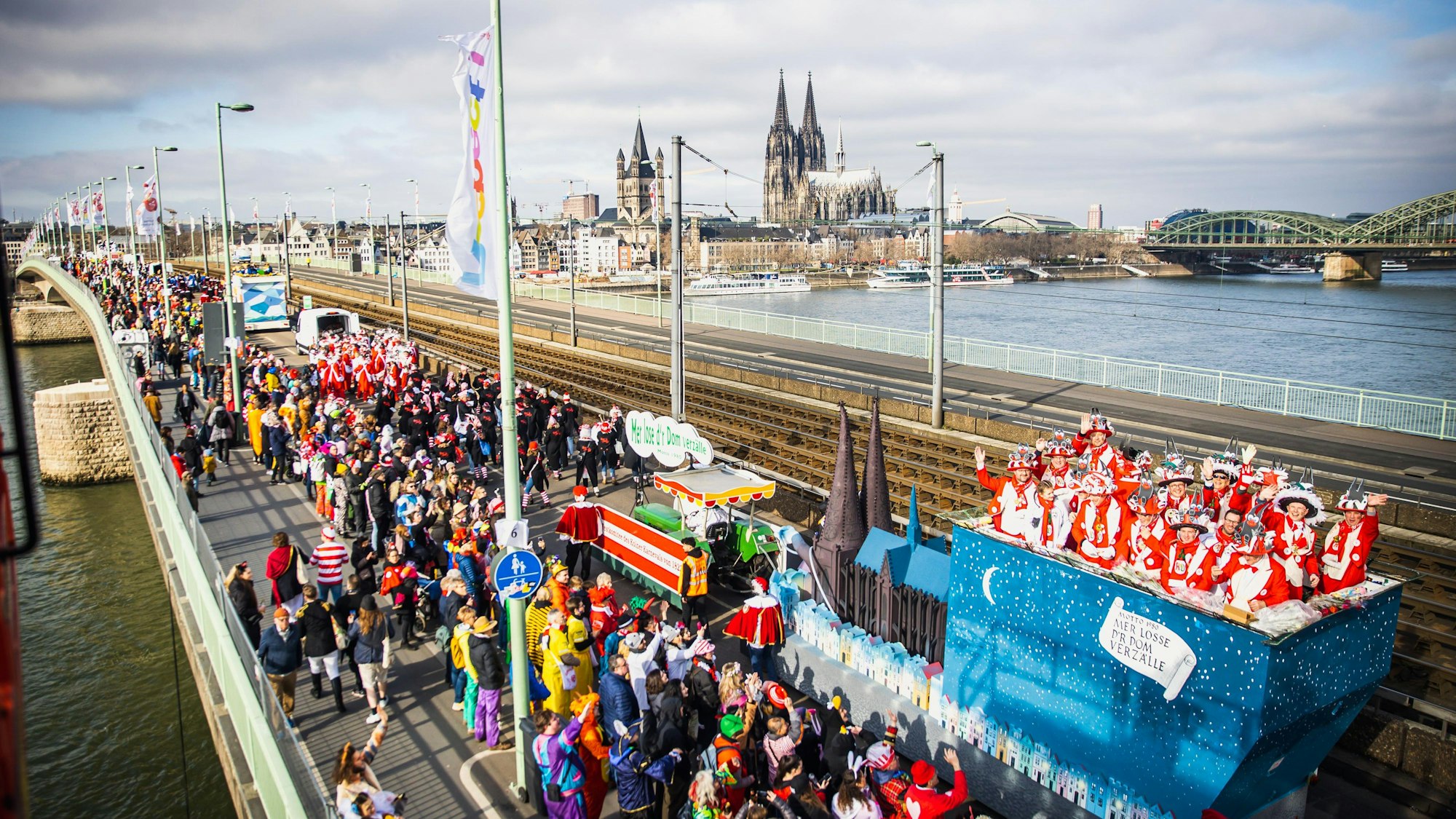 Der Rosenmontagszug 2023 (Symbolbild)