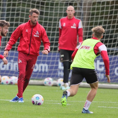 Jan Thielmann und Mark Uth sind zurück im Mannschaftstraining – und womöglich bald zurück im Bundesliga-Einsatz für den 1. FC Köln.