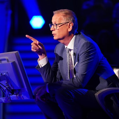 Moderator Günther Jauch.
Die Verwendung des sendungsbezogenen Materials ist nur mit dem Hinweis und Verlinkung auf RTL+ gestattet.