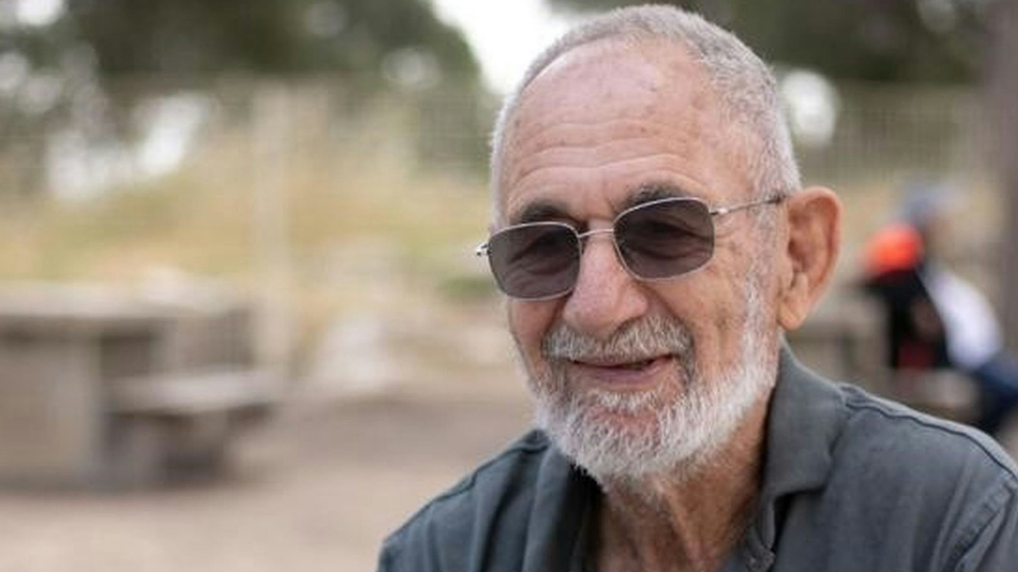 Chanan Cohen hofft, dass seine Schwester und fünf weitere Verwandte noch leben, sie wurden vermutlich von der Hamas verschleppt.