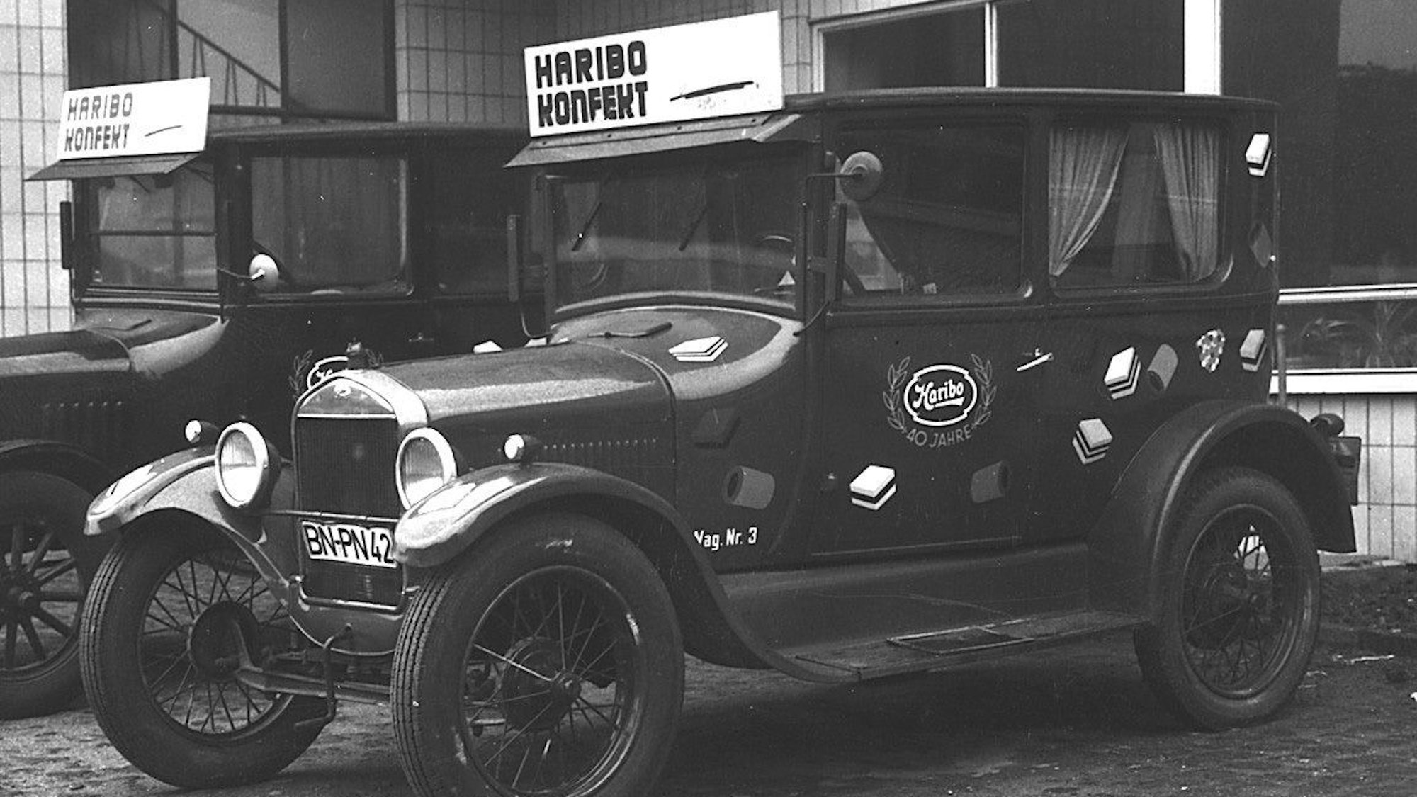 So sahen die ersten Lieferfahrzeuge des Süßigkeitenherstellers Haribo aus – natürlich mit Bonner Kennzeichen.