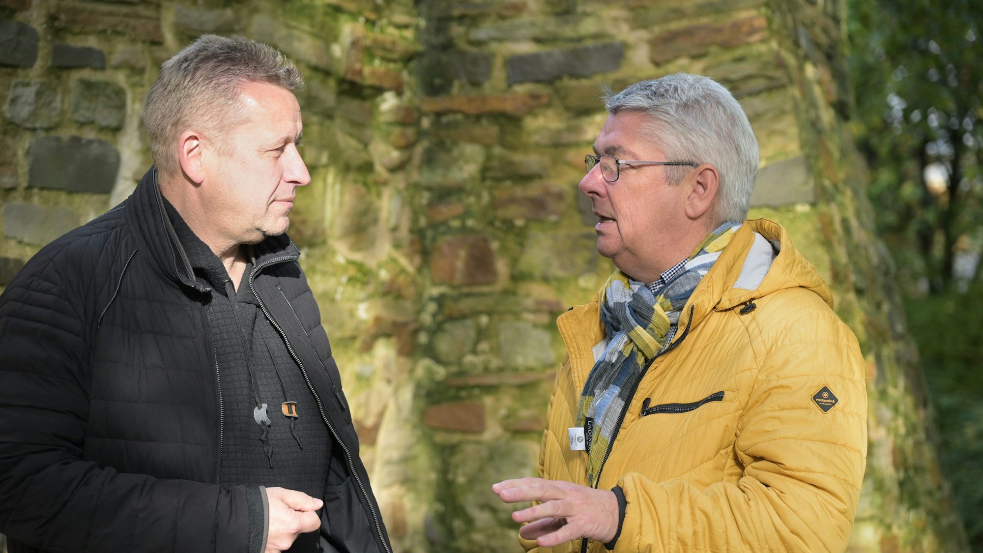 Städtepartnerschaft ins israelische 
Ganey Tikva und ins palästinensische Beit Jala. Ein Gespräch mit den 
Vorsitzenden der beiden Freundeskreise:
Lutz Urbach (re.) und Stephan Dekker (li.)