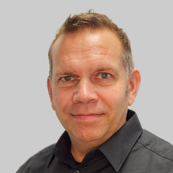 Ein Video, das in sozialen Netzwerken kursiert, zeigt offenbar einen Angriff von zwei Polizisten auf einen Mann im Wohnpark Zieverich. Der Vorfall soll sich bereits im Dezember zugetragen haben.