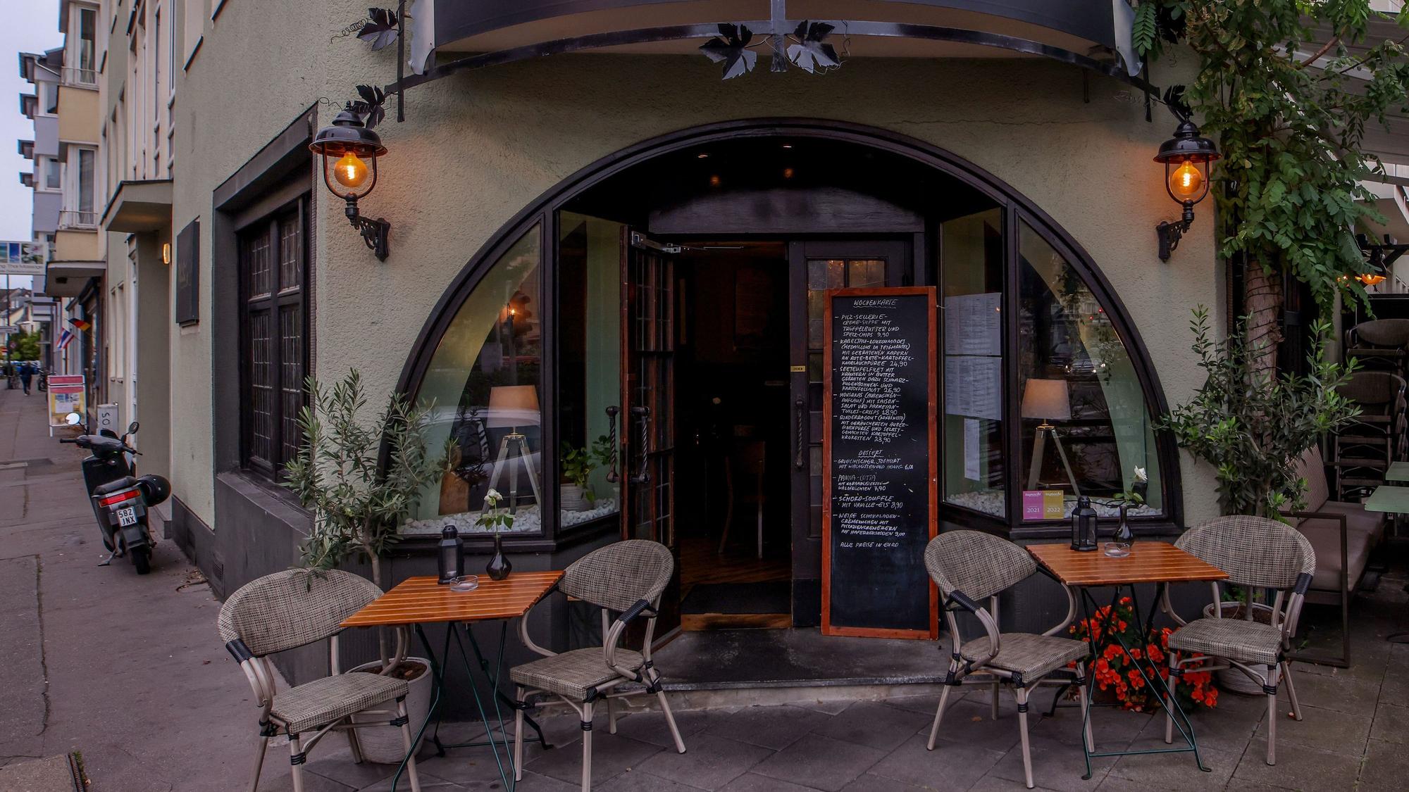 Das griechische Restaurant Phili's von außen.