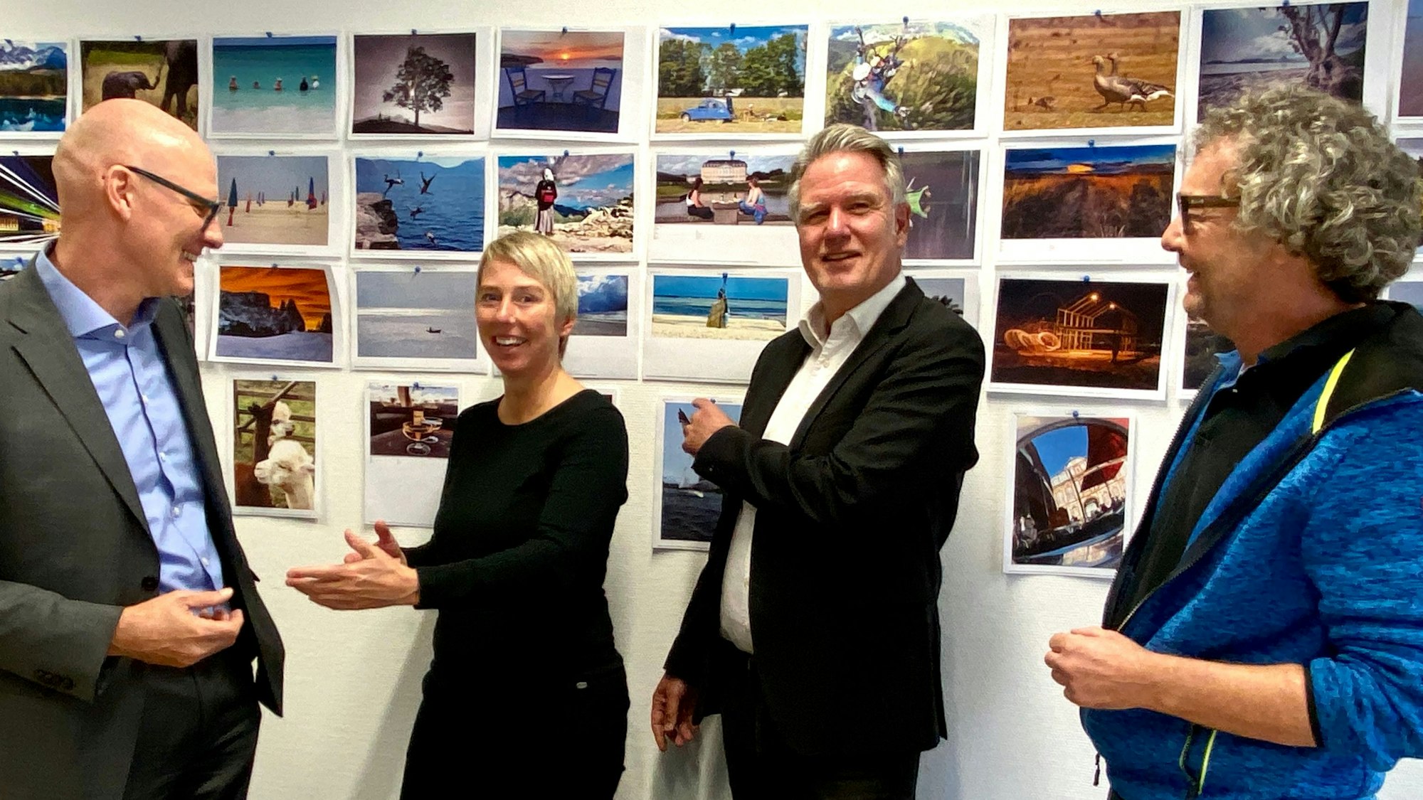 Das Bild zeigt die Jurymitglieder des Fotowettbewerbs.