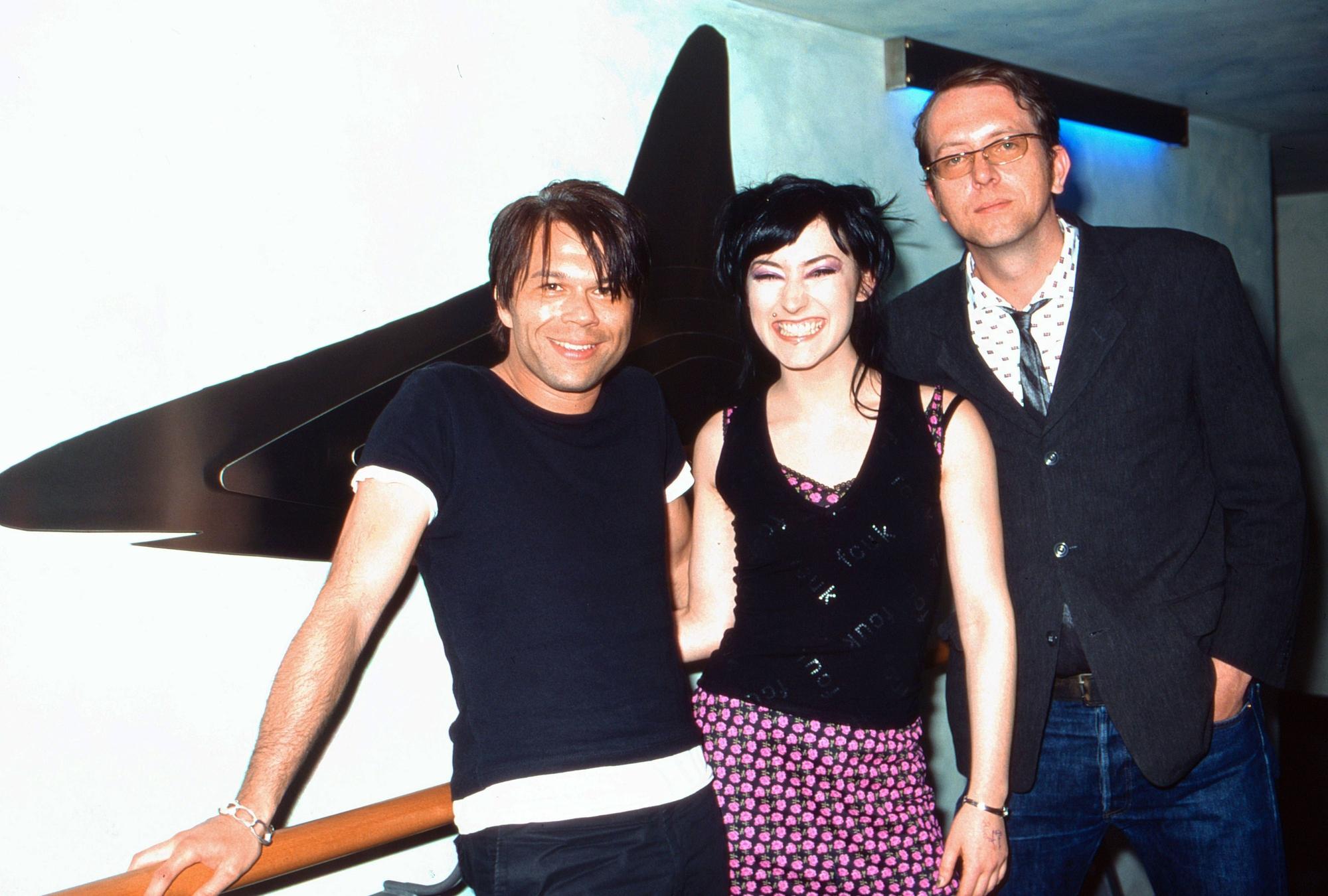 Markus Kavka, Charlotte Roche und Rocco Klein bei einer ViVa 2 Party 1999.