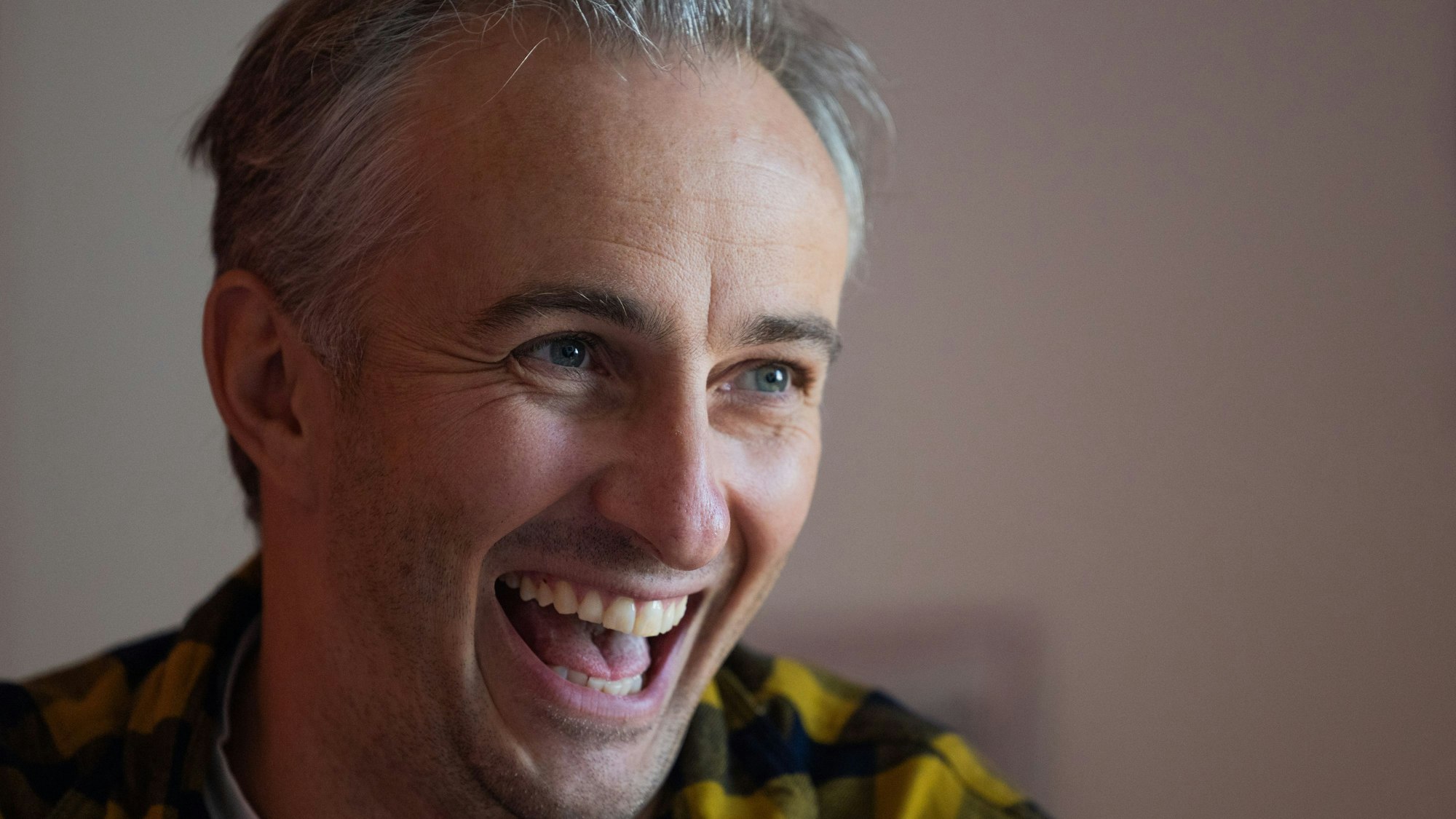 Jan Böhmermann, Moderator und Journalist, hat Alice Schwarzer kritisiert. Die holt nun zum Rundumschlag gegen ihn aus. (Archivbild)