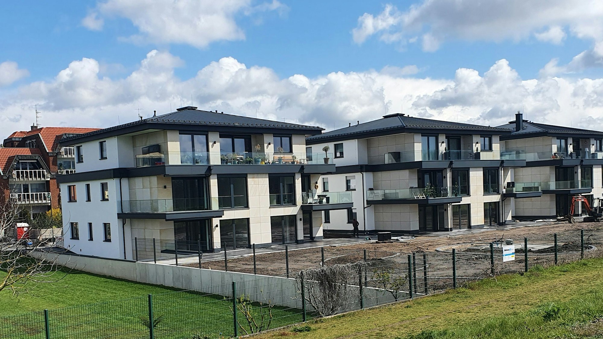 Gebaut wird in der Region Köln/Bonn, wie hier etwa im Rhein-Sieg-Kreis. Aber zu welchen Konditionen sind die Wohnungen dann zu haben?