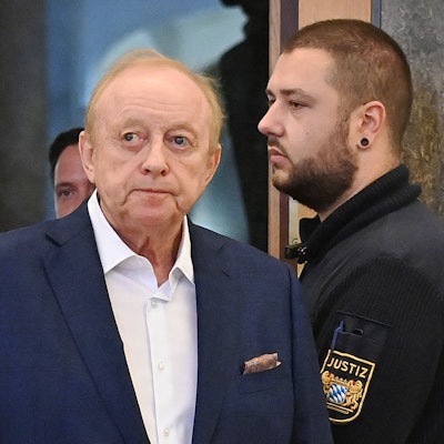 Alfons Schuhbeck zum Prozessauftakt im Strafverfahren wegen Steuerhinterziehung vor dem Oberlandesgericht Muenchen.