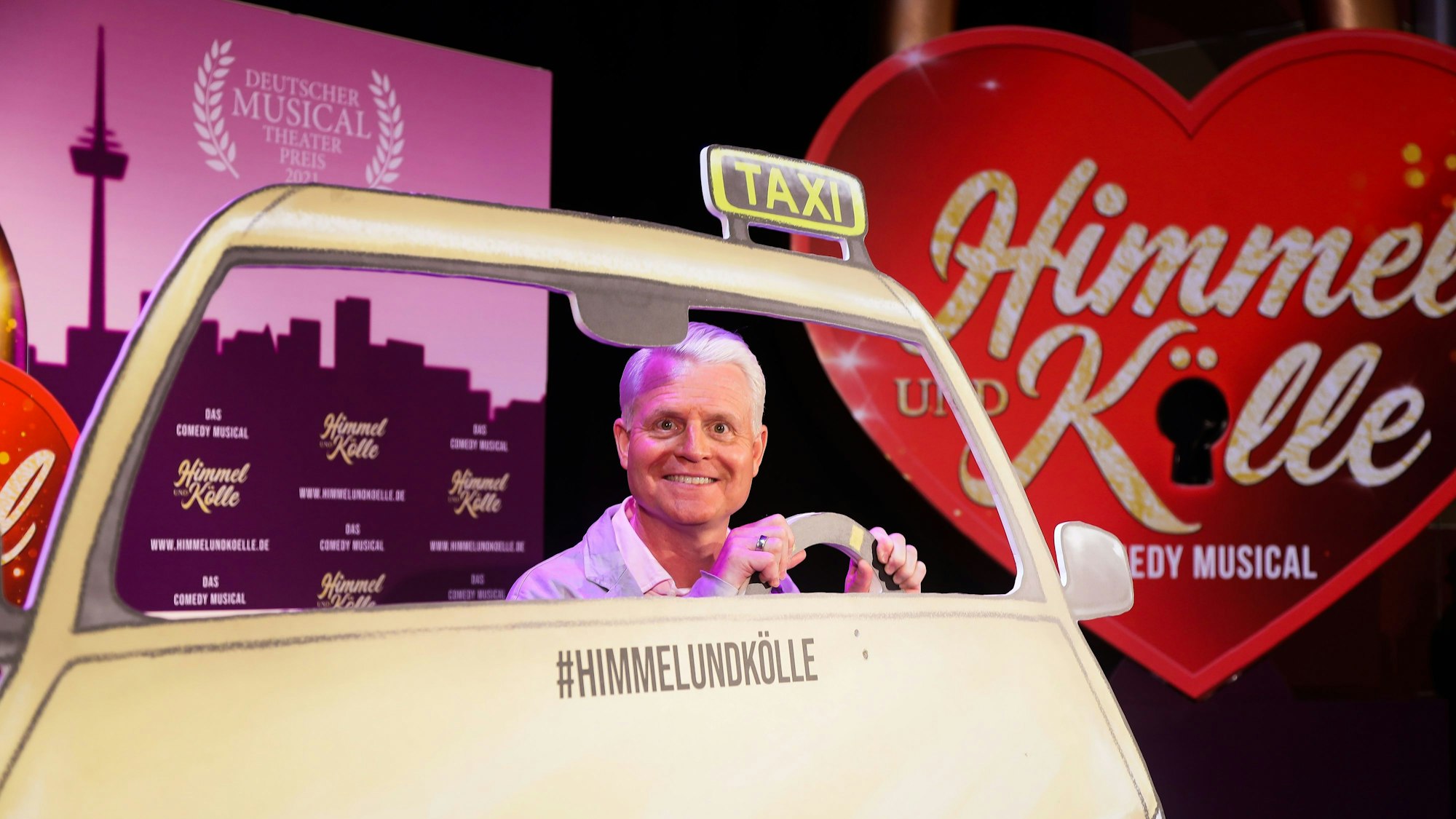 Guido Cantz spielt den sächselnden Taxifahrer in „Himmel und Kölle“.