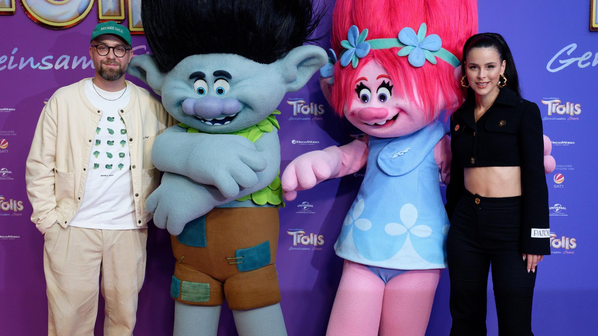 Die prominenten Synchronsprecher: Mark Forster und Lena Meyer-Landrut bei der Premiere des Films „Trolls 3 - Gemeinsam stark“ in Köln.
