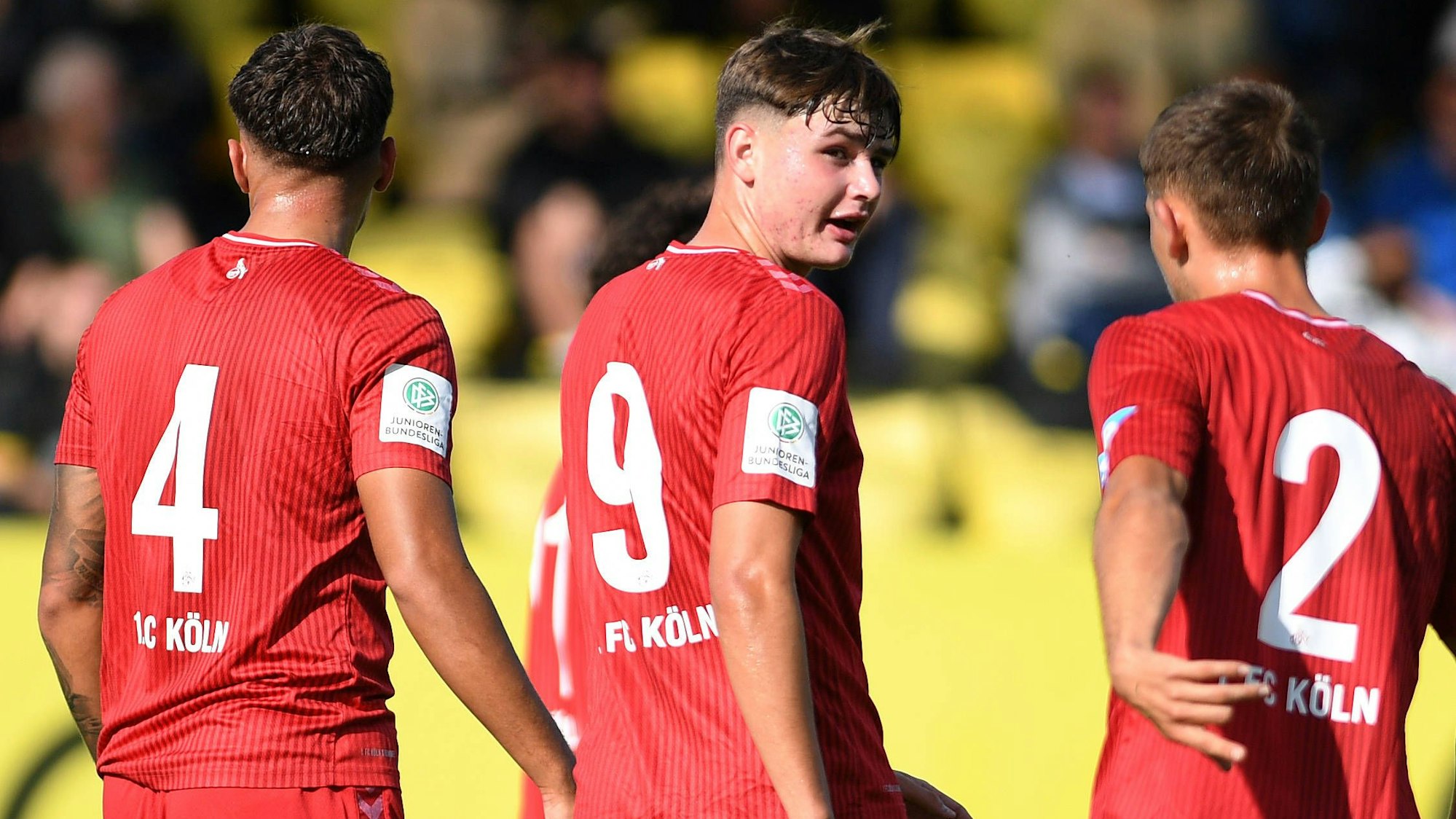30.09.2023, Dortmund, Germany, Jugendstadion Hohenbuschei, Borussia Dortmund vs 1. FC Koeln - U-19-Bundeliga West, Jaka Cuber-Potocnik 1. FC Koeln schaut Foto Ralf Treese Dortmund Jugendstadion Hohenbuschei North Rhine-Westphalia Germany *** 30 09 2023, Dortmund, Germany, Jugendstadion Hohenbuschei, Borussia Dortmund vs 1 FC Koeln U 19 Bundeliga West, Jaka Cuber Potocnik 1 FC Koeln looks photo Ralf Treese Dortmund Jugendstadion Hohenbuschei North Rhine Westphalia Germany / 521_BVBKOE20230930_018 / Treese-521