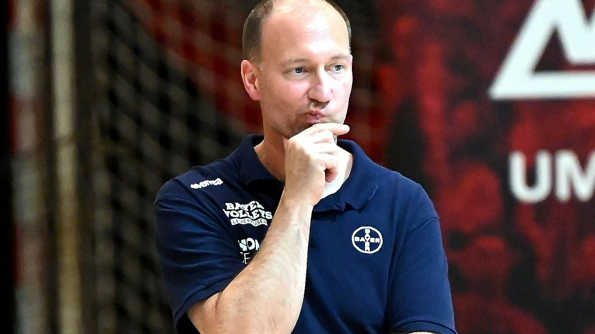 21.10.2023, Volleyball-Bayer Volleys - Hamburg
TR: Dirk Sauermann (Bayer)
Foto: Uli Herhaus