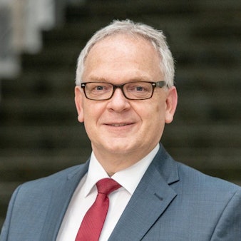 Porträtfoto von Johannes Hermanns, der neuer Polizeipräsident in Köln werden soll.