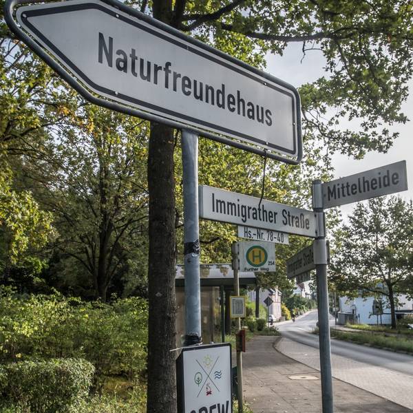 Die Stadt will auf ihrem Parkplatz am Gelände der Naturfreunde Geflüchtete unterbringen, das stößt auf Widerstand.