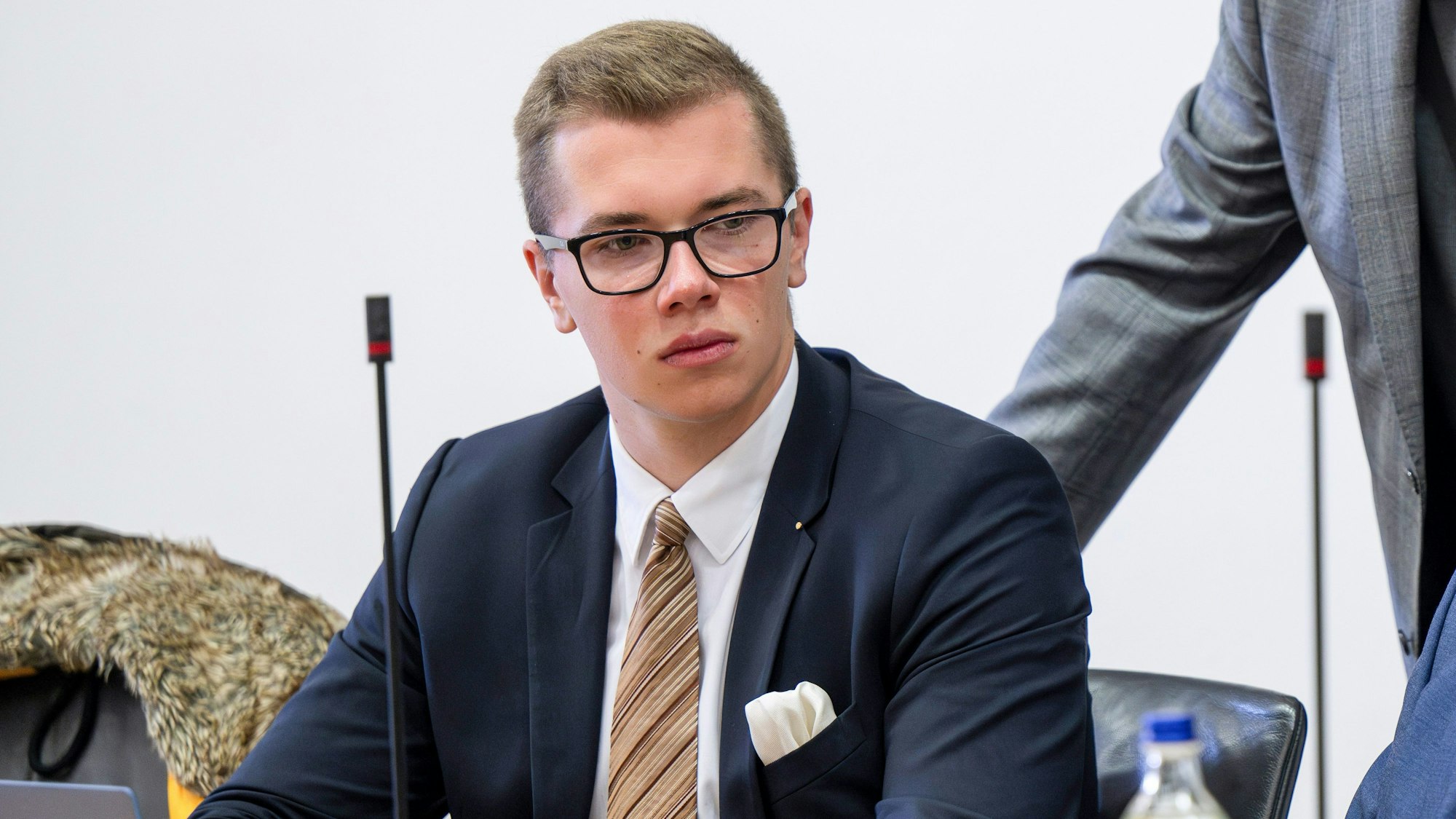 Daniel Halemba von der bayrischen AfD-Landtagsfraktion ist festgenommen worden. (Archivbild)