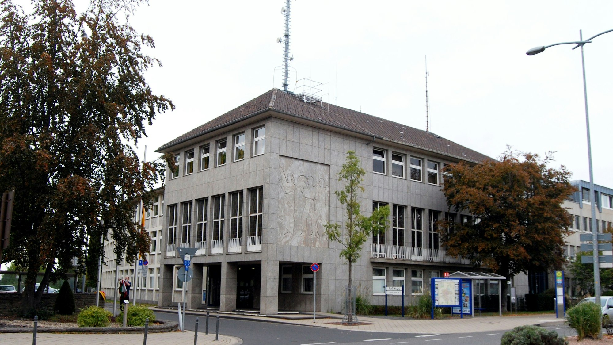 Das Bild zeigt das Rathaus von Euskirchen.