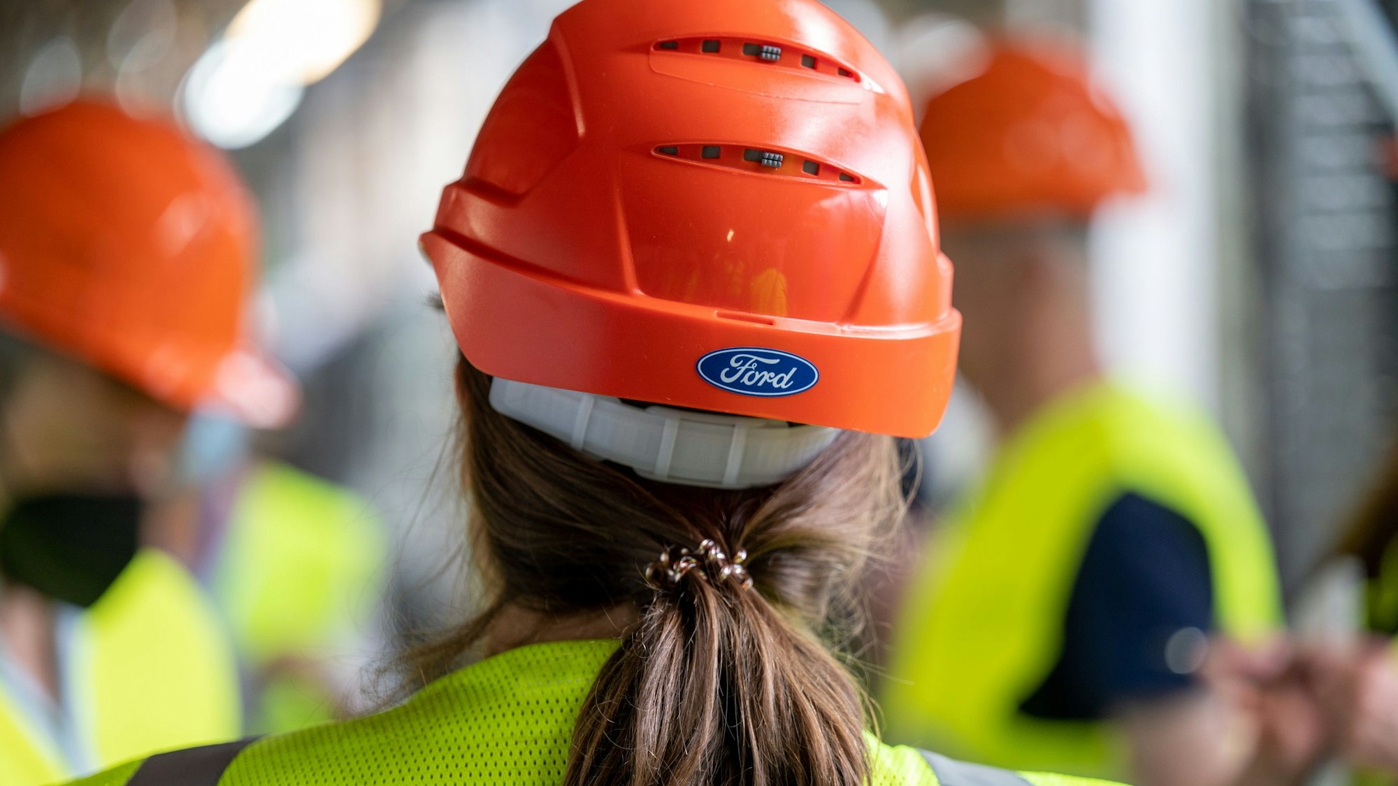 15.07.2022, Köln: Schutzhelm von Ford. Foto: Uwe Weiser