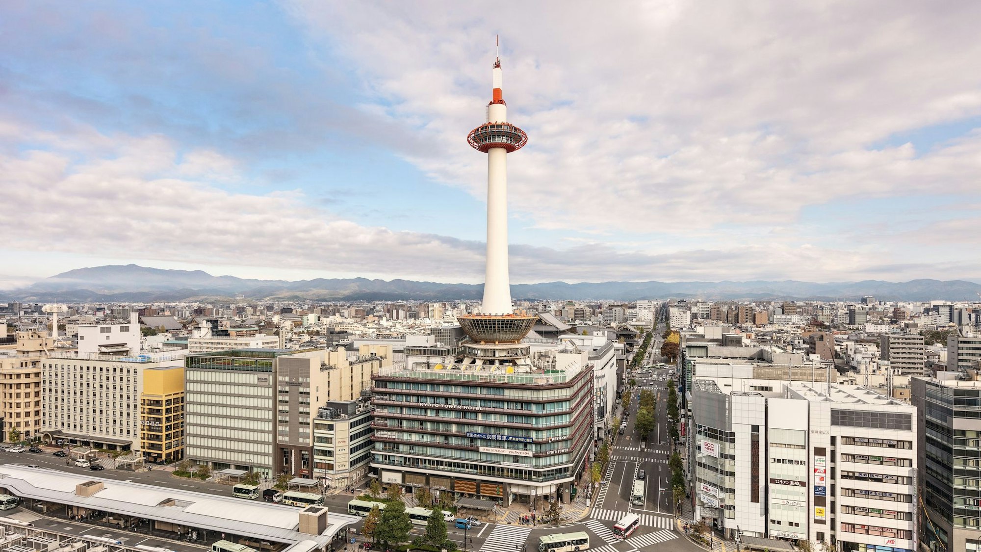 Zu sehen ist die Stadt Kyoto in Japan.