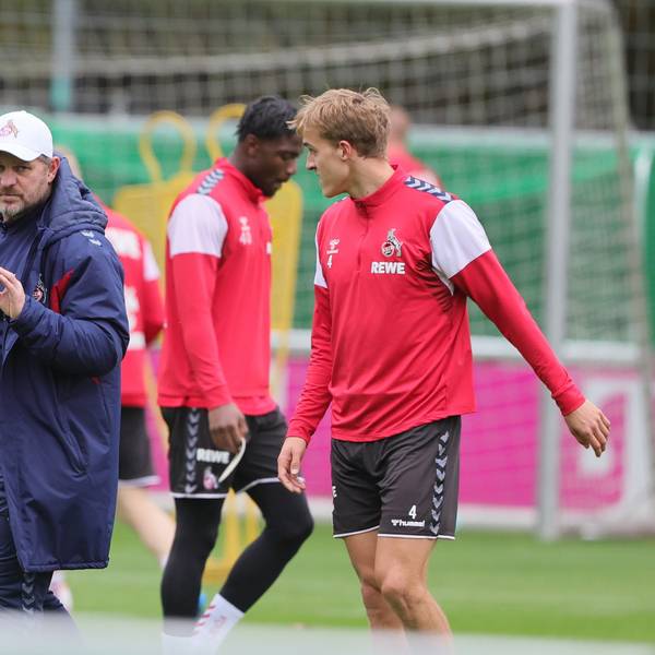 Steffen Baumgart hatte am Montag noch weiteren Gesprächsbedarf, die 0:6-Pleite in Leipzig hat Spuren hinterlassen.