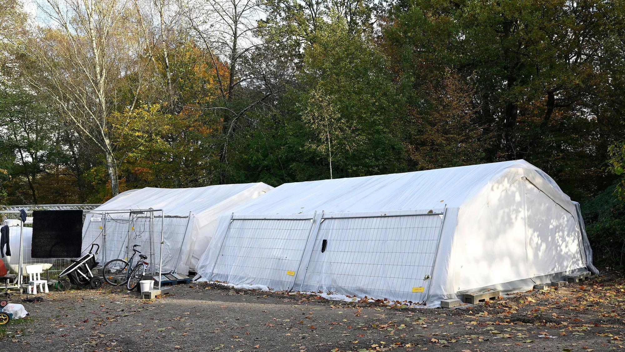 Provisorisch in Zelten unterbringen muss die Stadt Rösrath zurzeit 24 Geflüchtete.
