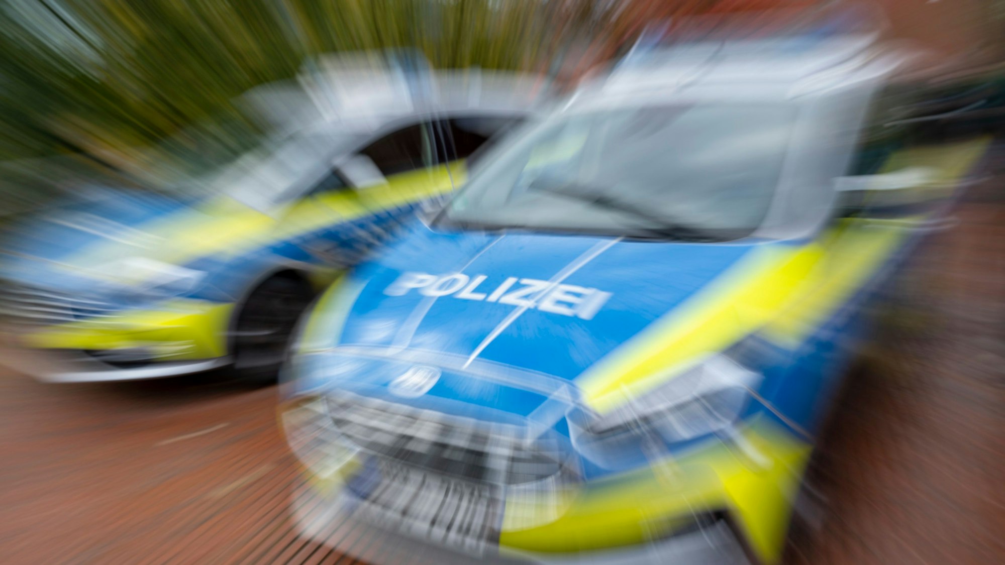 29.10.2023, Köln: Polizei ist im Einsatz. Foto: Uwe Weiser