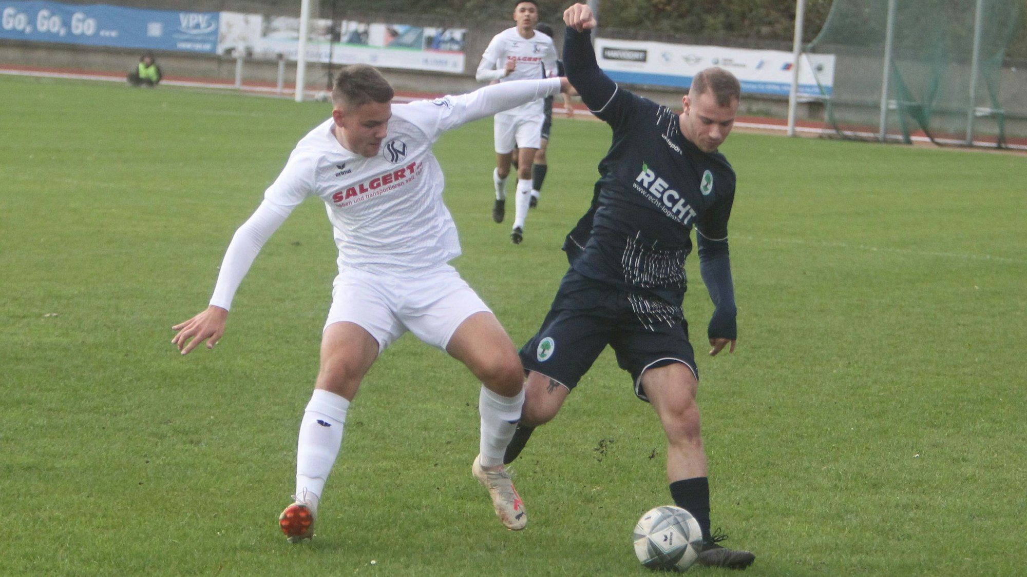 Fußball Mittelrheinliga Siegburg 04 gegen TuS Königsdorf 3:1 nach 76. Minuten.
Till Weingarten