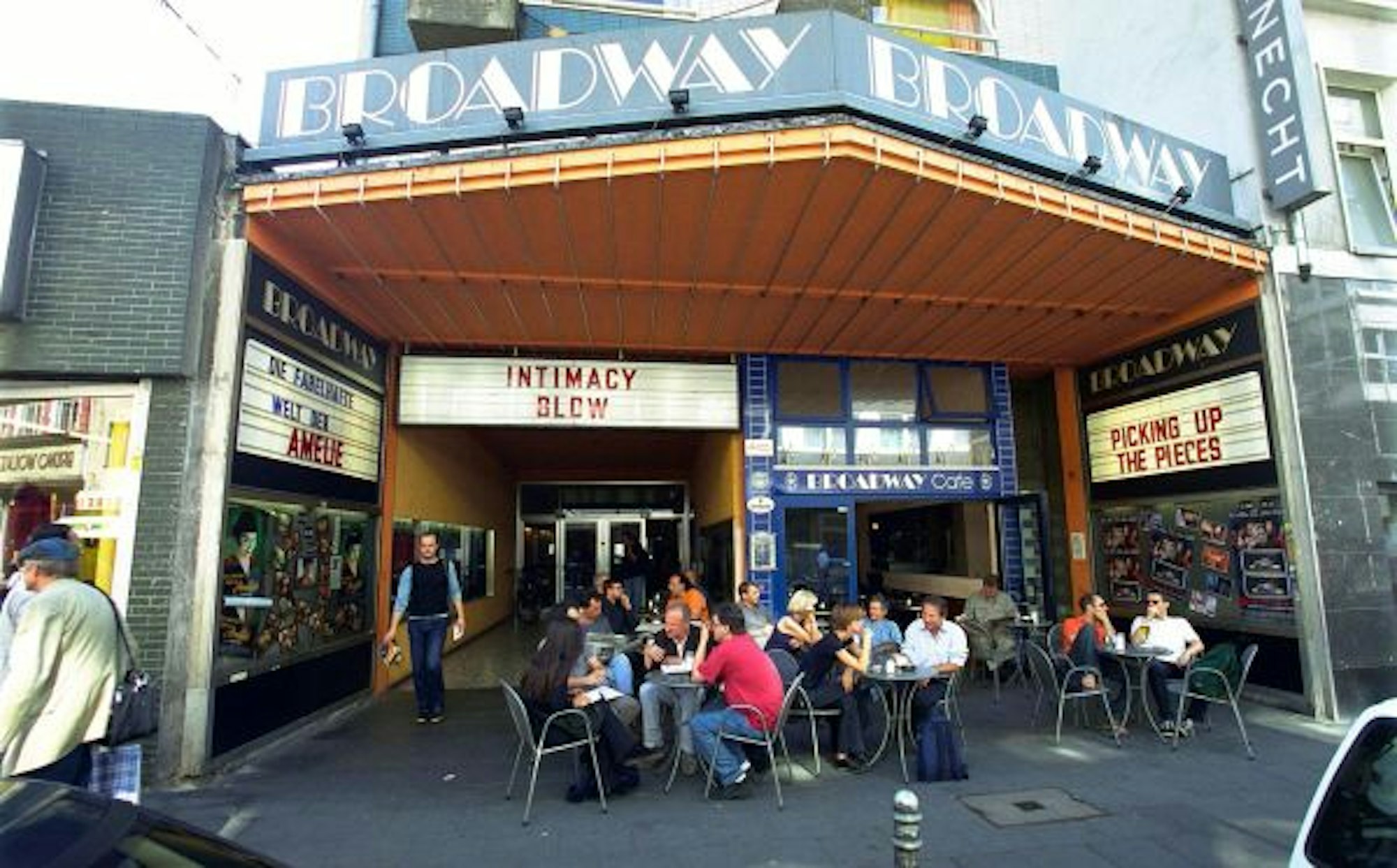 Das Cafè des Broadway in der Ehrenstraße.