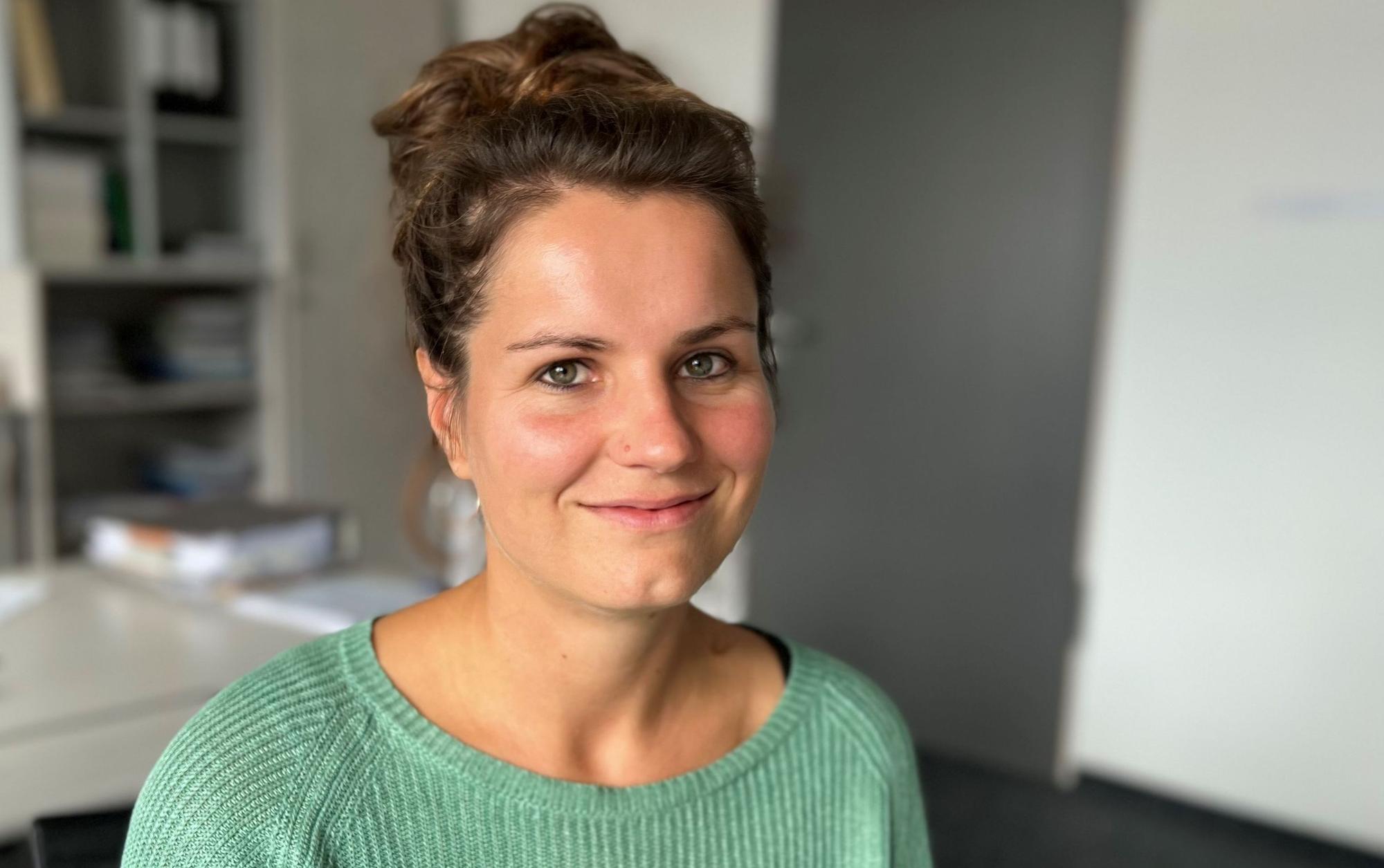 Porträtfoto von Helle Habenicht, Platzmanagerin für den Ebertplatz