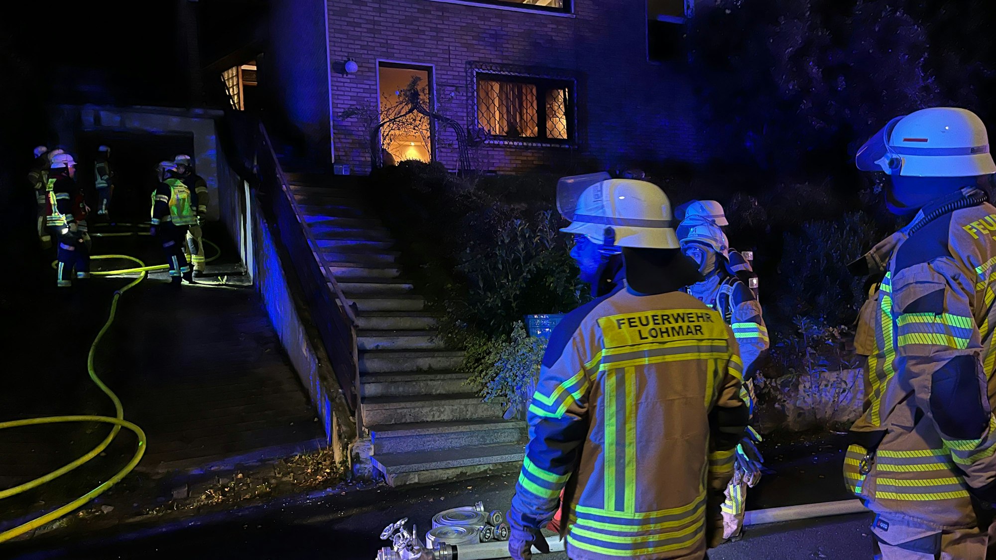 In einem Haus am Zeisigweg in Naaferberg stellte die Freiwillige Feuerwehr eine Verrauchung fest, fand aber kein Feuer. Am Ende war es die defekte Heizung.