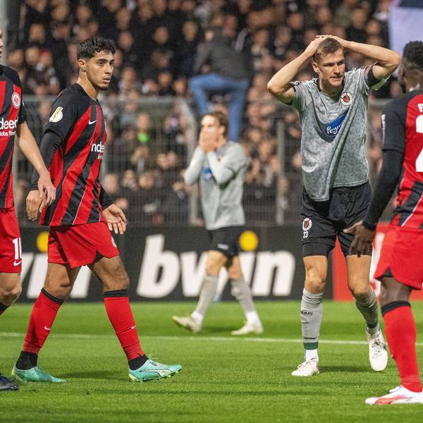 GER, DFB Pokal, 2. Hauptrunde, FC Viktoria Köln vs Eintracht Frankfurt, / 01.11.2023, Stadion Hoehenberg, Köln, GER, DFB Pokal, 2. Hauptrunde, FC Viktoria Köln vs Eintracht Frankfurt, Im Bild: Moritz Fritz FC Viktoria Koeln, 23 enttäuscht / enttäuscht / traurig / dissapointed gute Chance *** GER, DFB Pokal, 2 Hauptrunde, FC Viktoria Köln vs Eintracht Frankfurt, 01 11 2023, Stadion Hoehenberg, Cologne, GER, DFB Pokal, 2 Hauptrunde, FC Viktoria Köln vs Eintracht Frankfurt, Im Bild Moritz Fritz FC Viktoria Koeln, 23 disappointed sad dissapointed good chance nordphotoxGmbHxx/xDenkinger nph00015