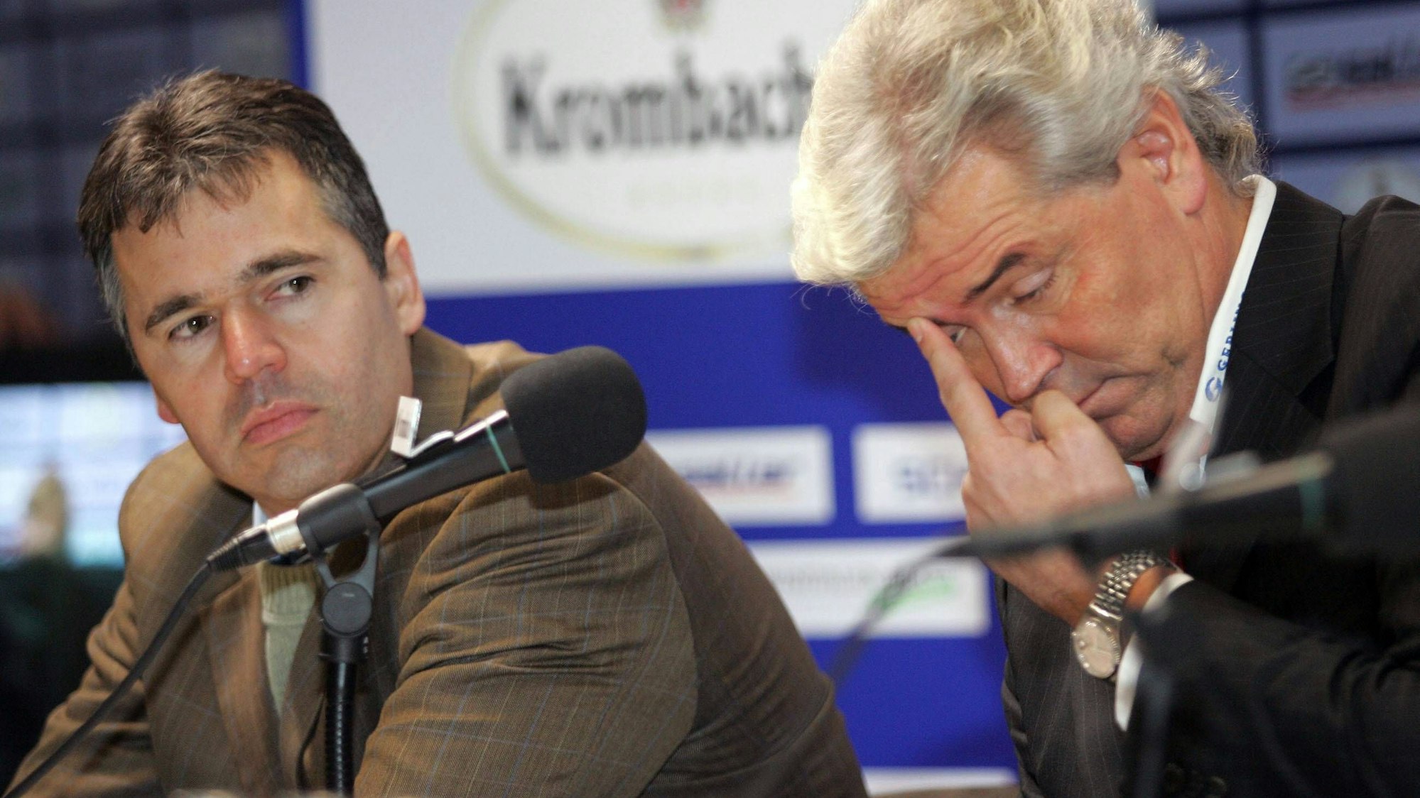 Im Dezember 2005 zog Andreas Rettig seine Konsequenzen aus dem Absturz der Kölner Mannschaft, Trainer Uwe Rapolder folgte bald.