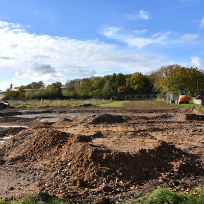 An der Nußbaumallee in Elsdorf ist eine Baustelle.
