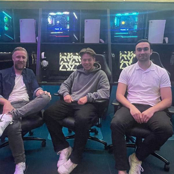 Das dreiköpfige Team hinter "Esports-Training“ in der Kölner Innenstadt: (v.l.n.r.) Dirk Lensch, Felix Günther und Marius Jäger.