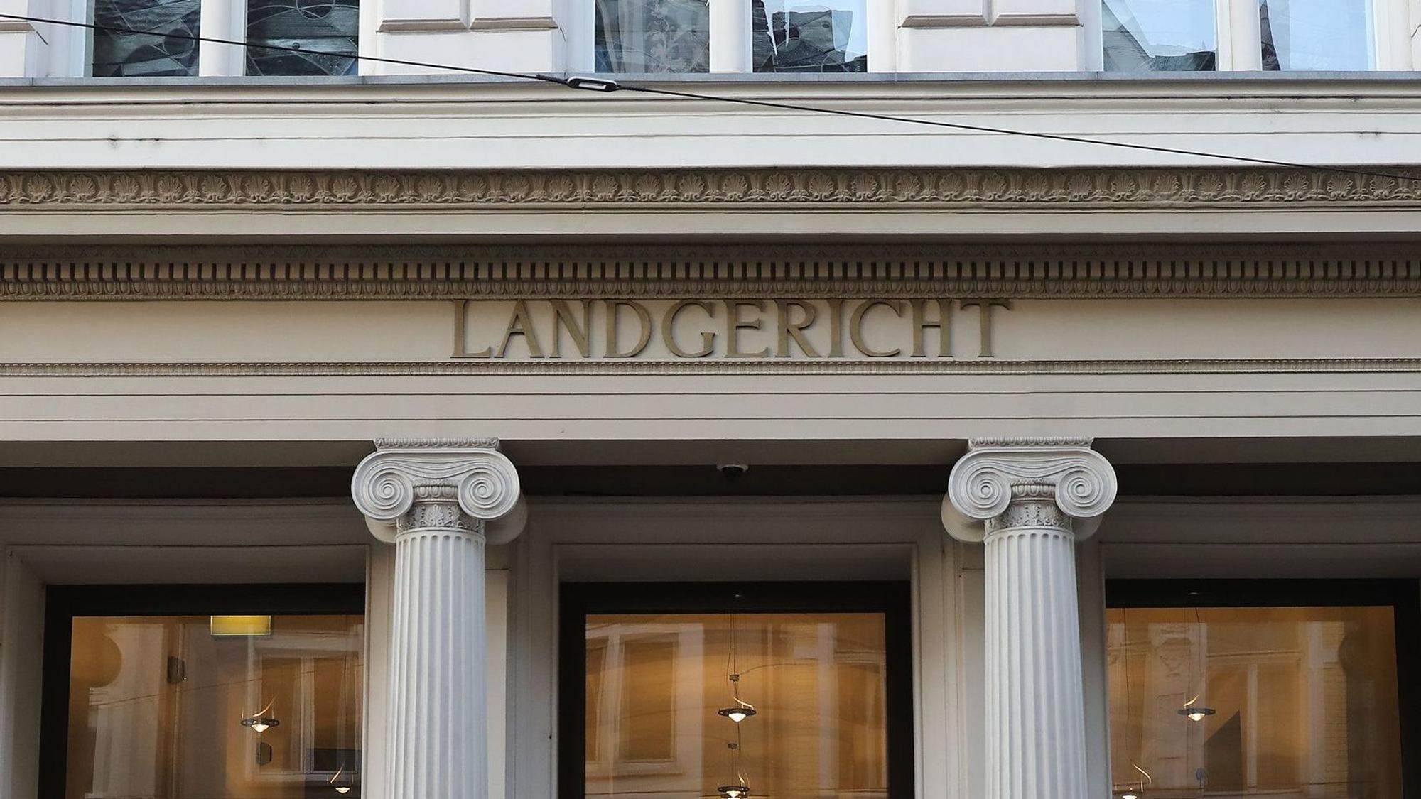 Eingang des Bonner Landgerichts.