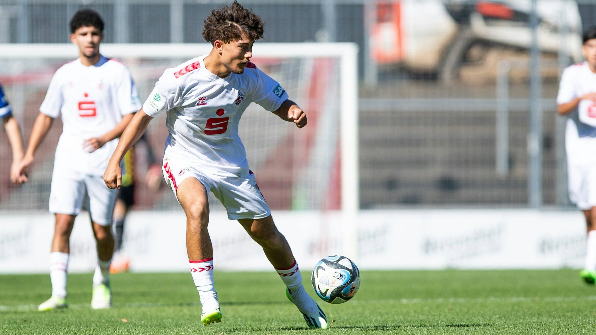 A-Junioren-Bundesliga West: 1.FC Koeln U19 - Arminia Bielefeld U19, 24.09.2023 Justin Von der Hitz 1.FC Koeln U19, 11 A-Junioren-Bundesliga West: 1.FC Koeln U19 - Arminia Bielefeld U19, Koeln, Franz-Kremer-Stadion, 24.09.2023 *** A Junior Bundesliga West 1 FC Koeln U19 Arminia Bielefeld U19 , 24 09 2023 Justin Von der Hitz 1 FC Koeln U19, 11 A Junior Bundesliga West 1 FC Koeln U19 Arminia Bielefeld U19 , Koeln, Franz Kremer Stadion, 24 09 2023 Copyright: xBEAUTIFULxSPORTS/Buriakovx