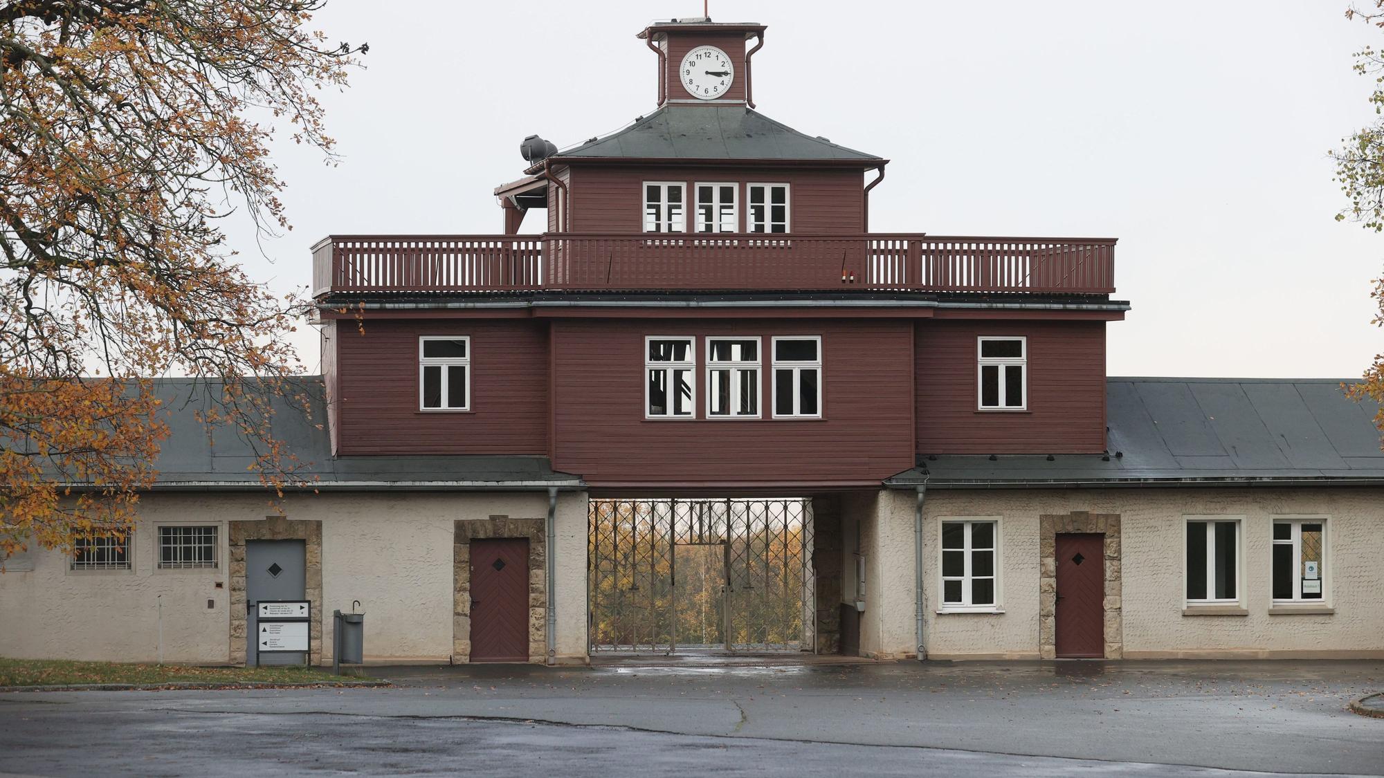 Das ehemalige Lagertor des Konzentrationslagers Buchenwald.