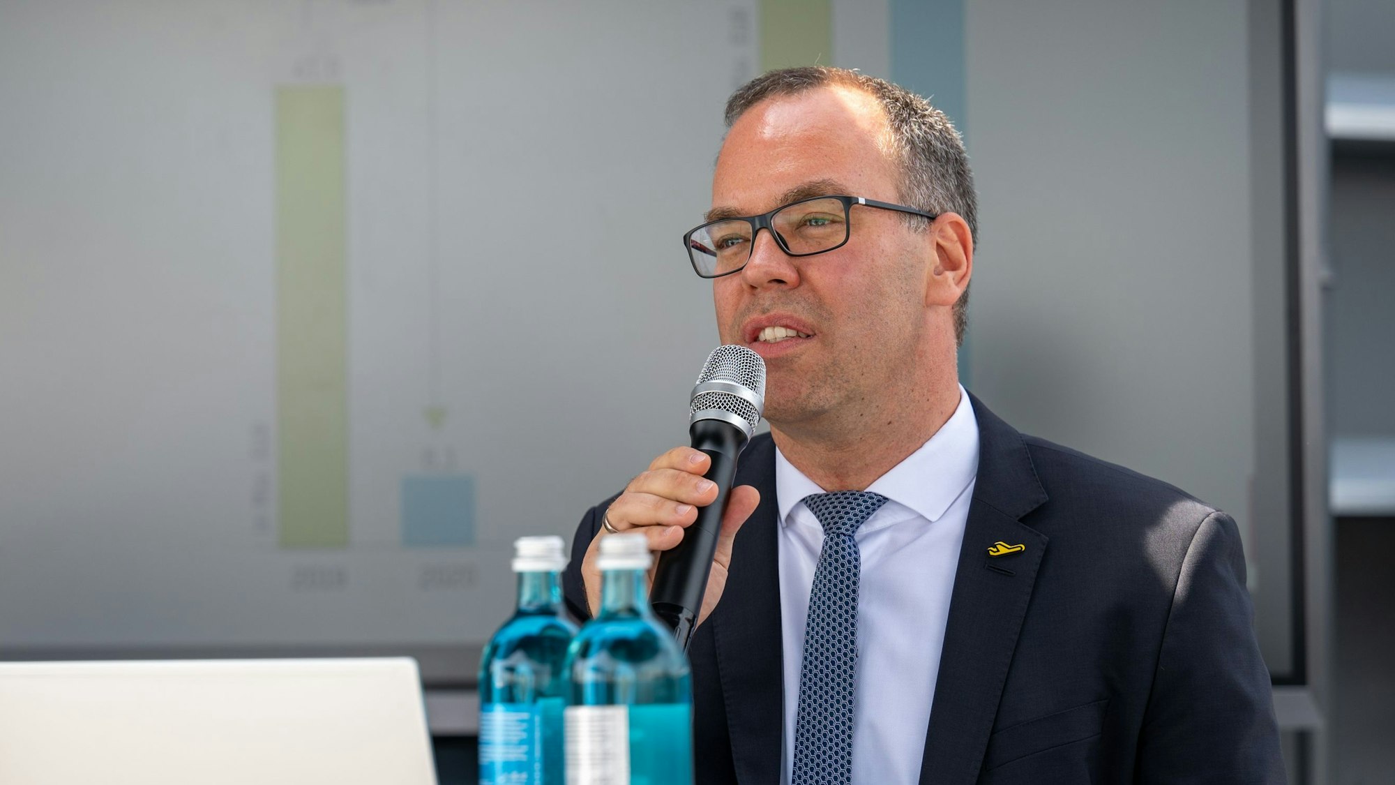 Torsten Schrank hier im Hotel ‚Moxy‘ am Flughafen Köln/Bonn