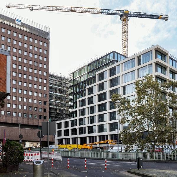Die Baustelle des WDR-Filmhauses an der Nord-Süd-Fahrt im November.