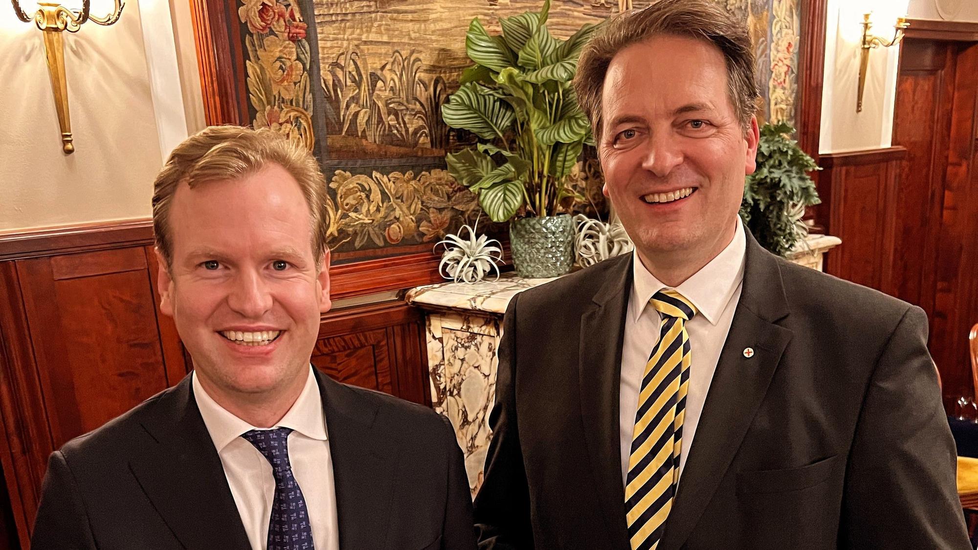 MIT-Chef Tim Odendahl (links) mit seinem Vorgänger Karl Mandl, der für zwei Jahre auch Parteichef (2023 bis 2025) war.